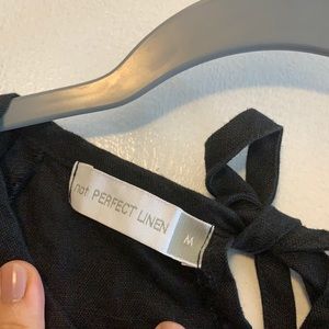 Black linen top medium 3/4 sleeve